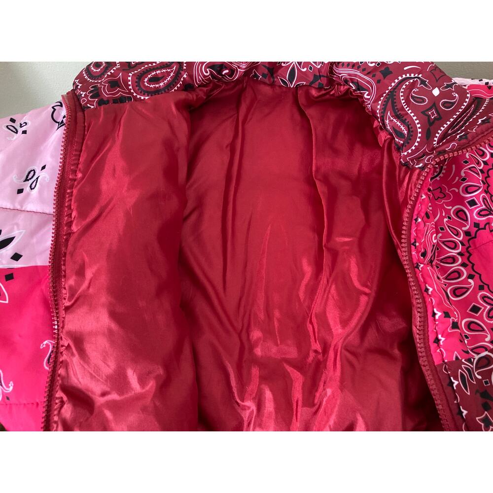 Women's cropped puffer bandana zip up jacket, size medium coat - Picture 7 of 7